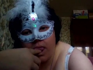 lush mature in a mask (domaha.tv)